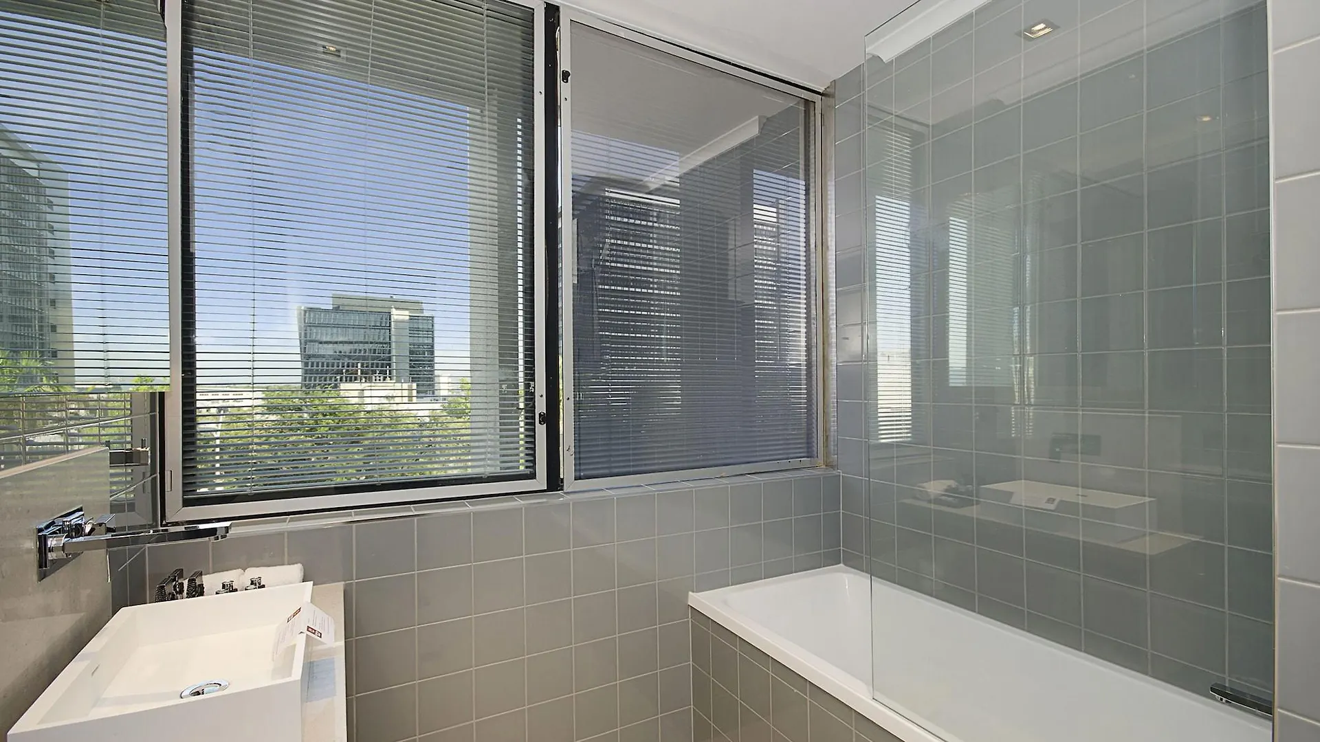 **** Motel Clarion Hotel Townsville Australia
