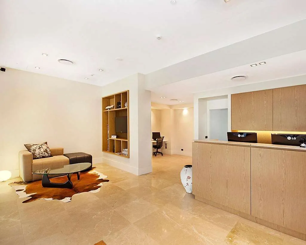 Clarion Hotel Townsville 4*,